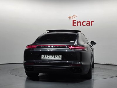 2018 Porsche PANAMERA 照片 4