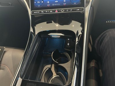 2025 Mercedes-BENZ GLC AMG — миниатюра 22
