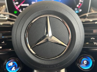 2025 Mercedes-BENZ GLC AMG photo 10