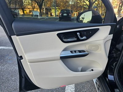 MERCEDES-BENZ GLC - 8