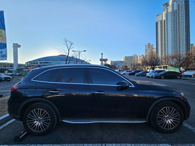 MERCEDES-BENZ GLC - 3