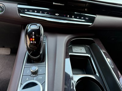 CADILLAC ESCALADE 5TH GENERATION - 9