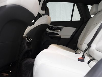 صورة مصغرة 38 لـ 2026 Mercedes-BENZ GLC