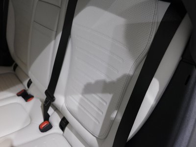 صورة مصغرة 39 لـ 2026 Mercedes-BENZ GLC