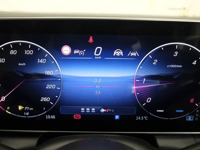 MERCEDES-BENZ GLC - 7