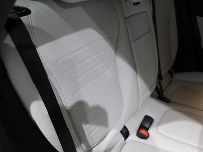 صورة مصغرة 34 لـ 2026 Mercedes-BENZ GLC