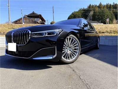 BMW 7 SERIES - 2