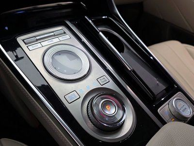 GENESIS GV80 - 9