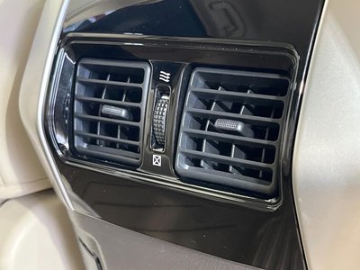 2022 Toyota LAND CRUISER PRADO — миниатюра 44