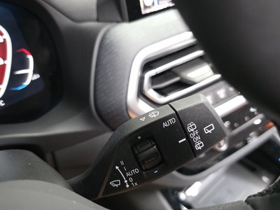 صورة مصغرة 28 لـ 2025 BMW IX3
