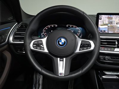 صورة مصغرة 18 لـ 2025 BMW IX3