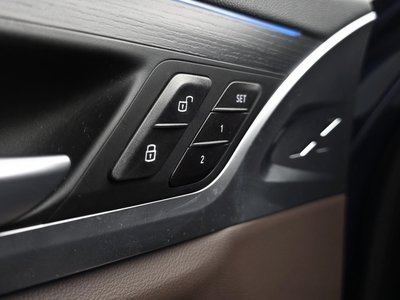صورة مصغرة 30 لـ 2025 BMW IX3