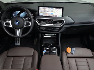 صورة 5 لـ 2025 BMW IX3