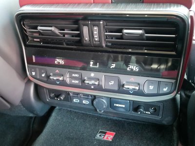2023 Toyota LAND CRUISER 300 缩略图 55