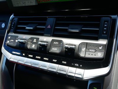 2023 Toyota LAND CRUISER 300 缩略图 42