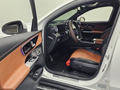 MERCEDES-BENZ GLC - 10