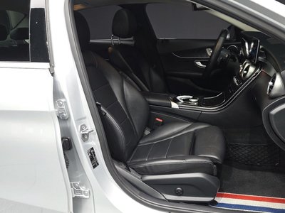 2019 Mercedes-BENZ C-CLASS thumbnail 17