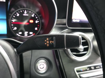 2019 Mercedes-BENZ C-CLASS thumbnail 12