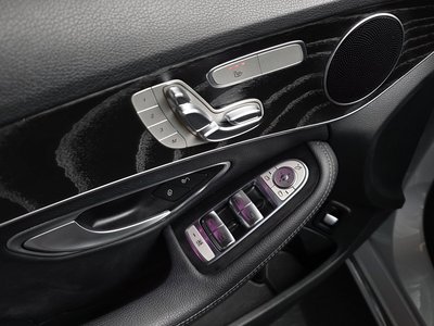 2019 Mercedes-BENZ C-CLASS thumbnail 35