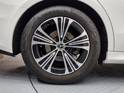 MERCEDES-BENZ E-CLASS - 6