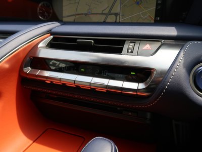 2017 Lexus LC 缩略图 30