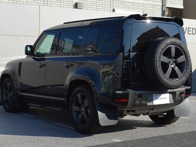 LAND ROVER DEFENDER - 6