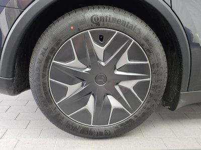 TESLA MODEL Y - 6