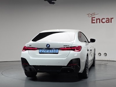 BMW I4 - 4