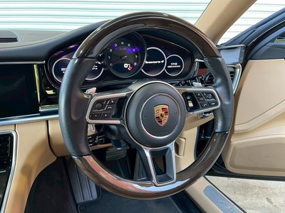 PORSCHE PANAMERA SPORT TURISMO - 9