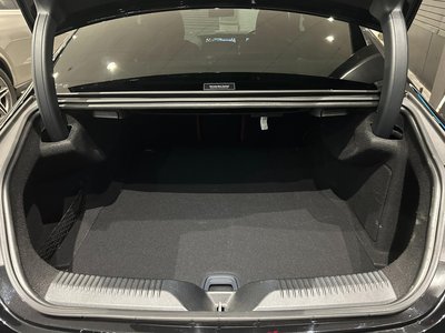 MERCEDES-BENZ CLS - 8