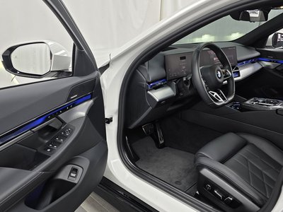 2024 BMW 5 SERIES thumbnail 13