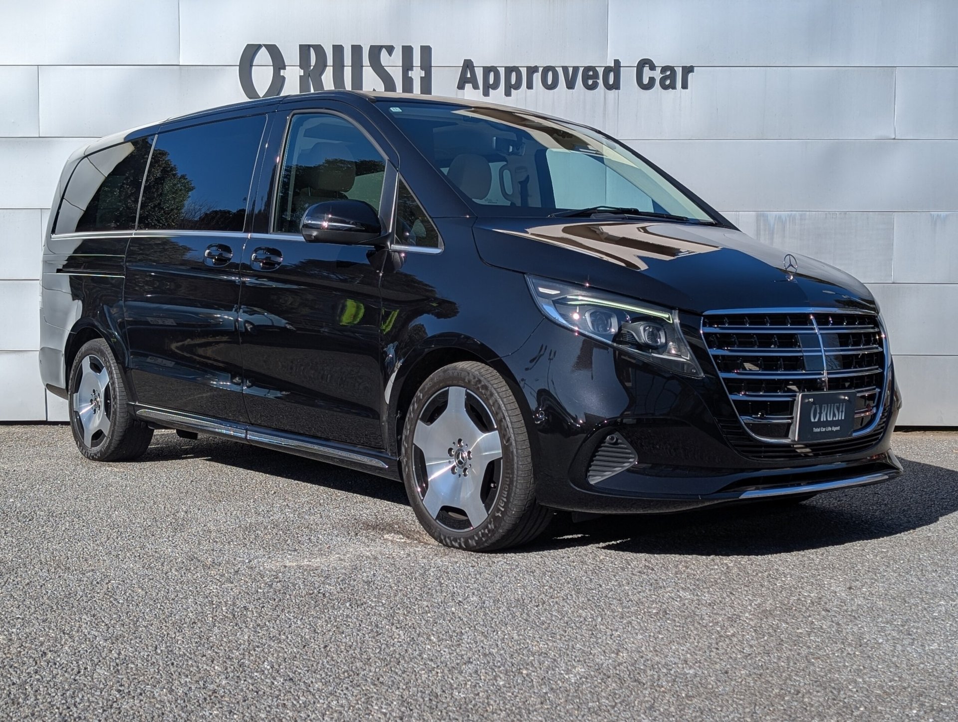 MERCEDES-BENZ V-CLASS - View 1