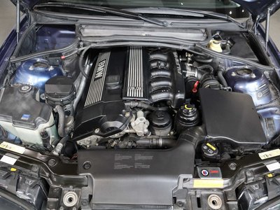 2001 BMW Alpina B3 COUPE — миниатюра 27