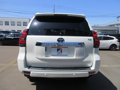 TOYOTA LAND CRUISER - 3