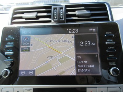 TOYOTA LAND CRUISER - 7