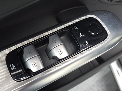 2023 Mercedes-BENZ GLC — миниатюра 29