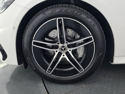 صورة 6 لـ 2025 Mercedes-BENZ E-CLASS
