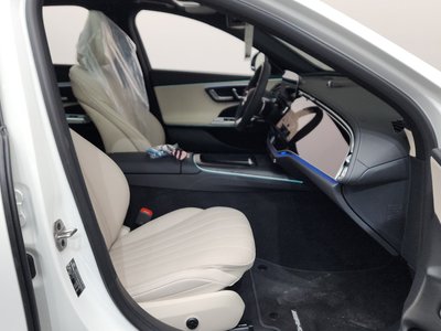 صورة مصغرة 16 لـ 2025 Mercedes-BENZ E-CLASS