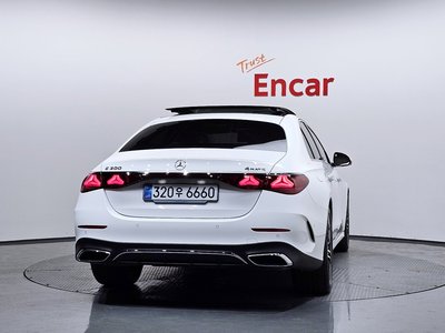 صورة 3 لـ 2025 Mercedes-BENZ E-CLASS