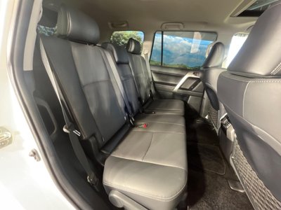 TOYOTA LAND CRUISER PRADO - 10