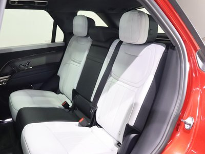 صورة 6 لـ 2023 LAND Rover RANGE ROVER SPORT