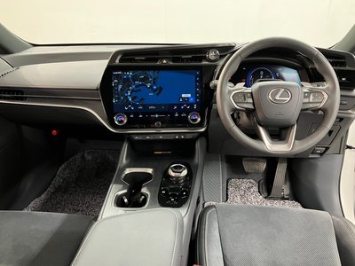 2023 Lexus RZ 照片 7