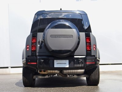 LAND ROVER DEFENDER - 8