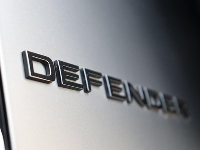 2025 LAND Rover DEFENDER — миниатюра 14