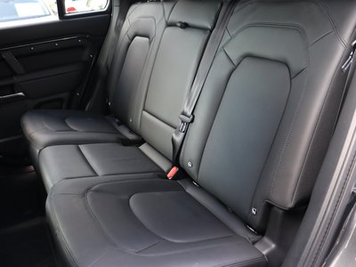 2025 LAND Rover DEFENDER — миниатюра 20