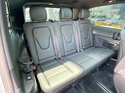 MERCEDES-BENZ V-CLASS - 10