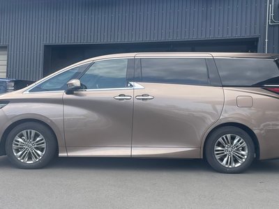 TOYOTA ALPHARD - 4