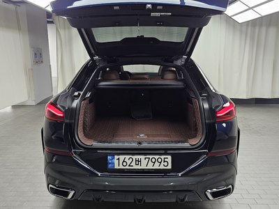 2022 BMW X6 — миниатюра 22