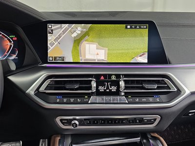 2022 BMW X6 — миниатюра 18