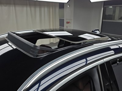 2022 BMW X6 — миниатюра 27